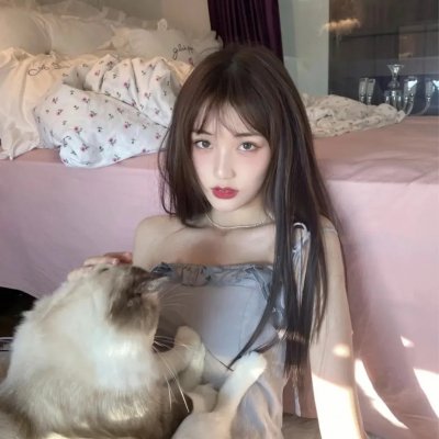 李